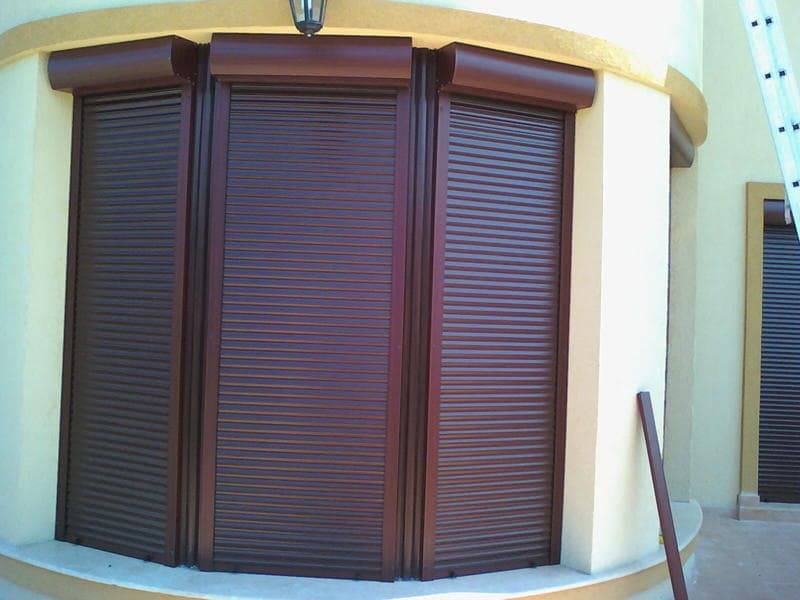 Volets en aluminium pour fenêtres